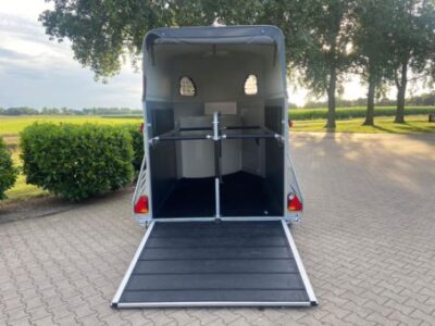 cheval-68-WZ-BZ-5-e1659167000401-454x340-1-400x300.jpg