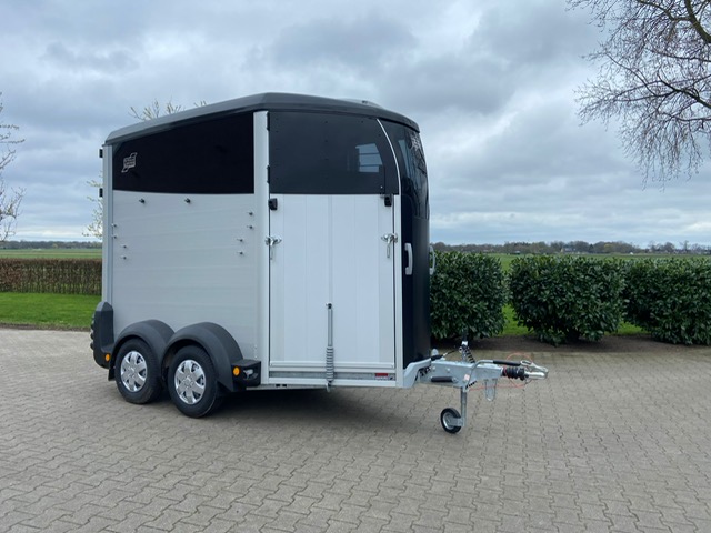 Ifor-HBX-403-zonder-kenteken-1.jpg